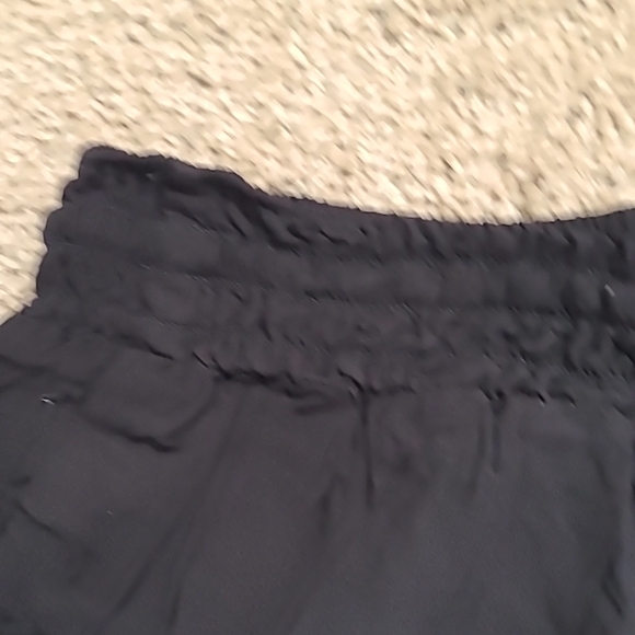Forever 21 Black Rayon Shorts - Picture 4 of 10